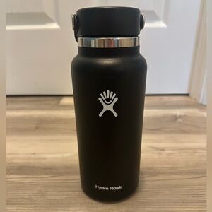 Hydro Flask Wide Mouth Water Bottle – Black Stainless Steel